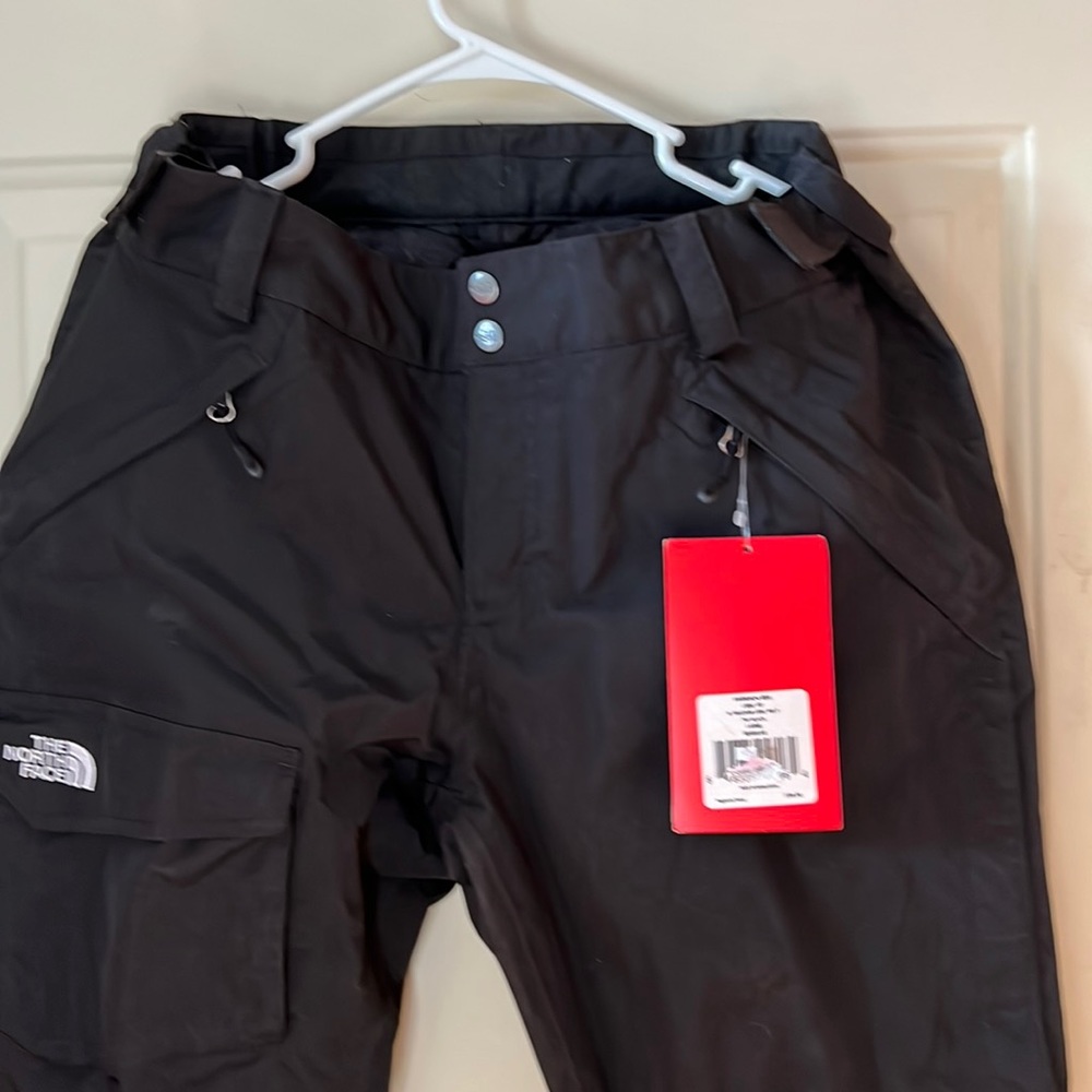 NWT North Face ski pants! Size large